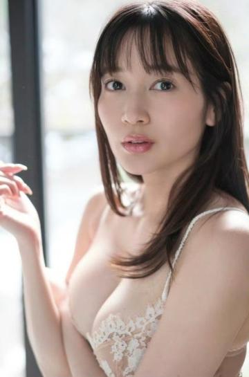 AI成人短剧免费观看